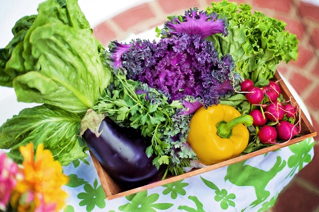 Как правильно почистить овощи?
